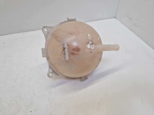 bontott VW POLO V Kiegyenlítő Tartály