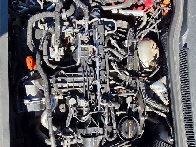 bontott VW POLO V Motor (Fűzött blokk hengerfejjel)