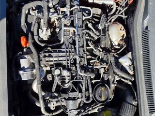 bontott VW POLO V Motor (Fűzött blokk hengerfejjel)