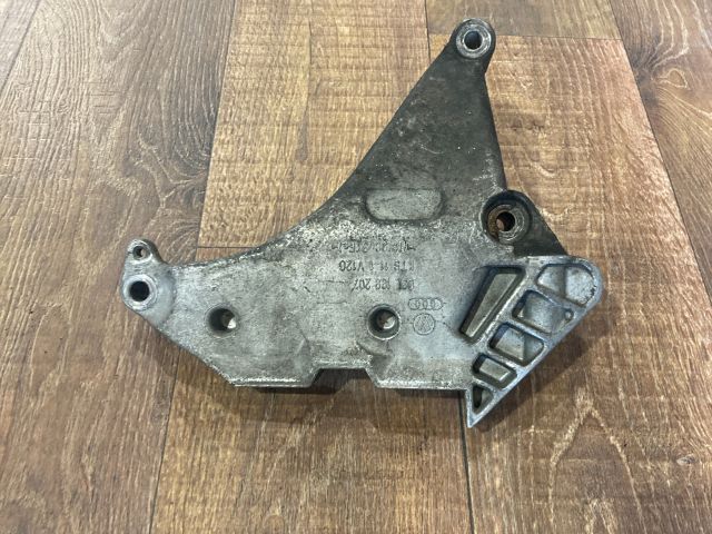 bontott VW POLO V Motor Tartó Bak (Fém)