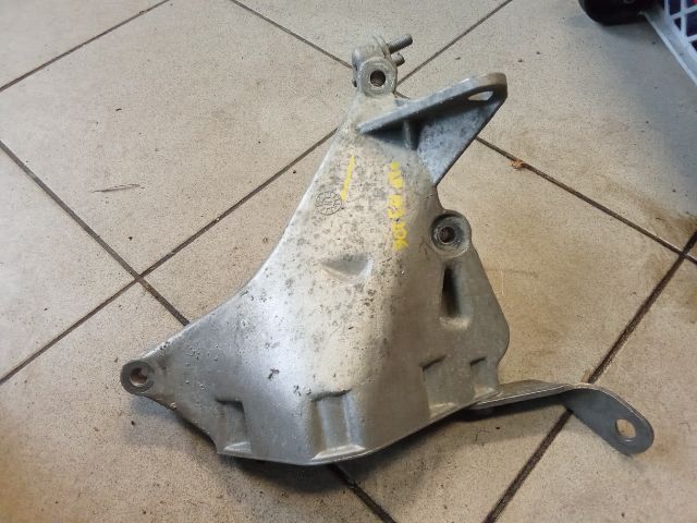 bontott VW POLO V Motor Tartó Bak (Pozíciófüggetlen)