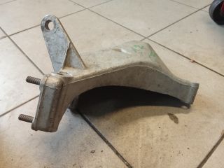 bontott VW POLO V Motor Tartó Bak (Pozíciófüggetlen)