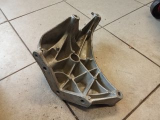 bontott VW POLO V Motor Tartó Bak (Pozíciófüggetlen)