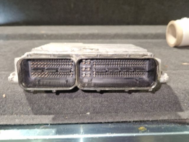 bontott VW POLO V Motorvezérlő