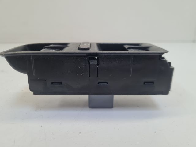 bontott VW POLO V Ablakemelő Kapcsoló Négyes / Kettes