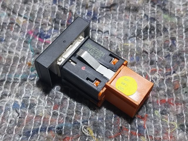 bontott VW POLO V Ablakfűtés Kapcsoló