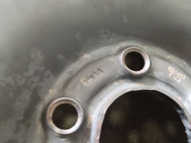 bontott VW POLO V Acélfelni Gumival (1 db)