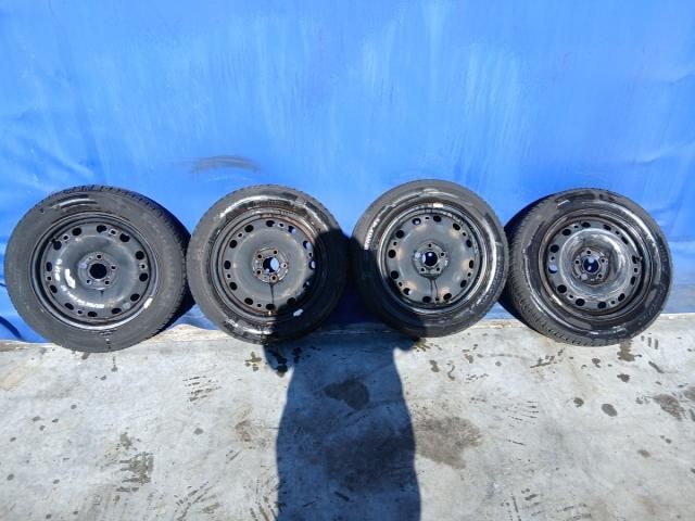 bontott VW POLO V Acélfelni Szett Gumival