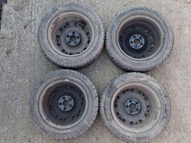 bontott VW POLO V Acélfelni Szett Gumival