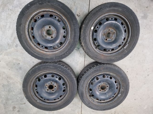 bontott VW POLO V Acélfelni Szett Gumival