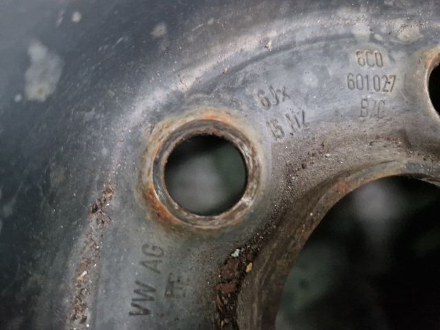 bontott VW POLO V Acélfelni Szett Gumival