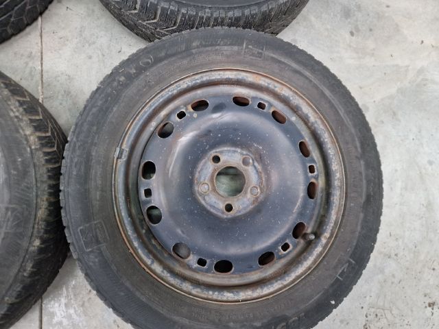 bontott VW POLO V Acélfelni Szett Gumival