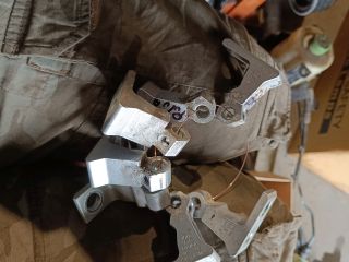 bontott VW POLO V Ajtó Zsanér (Pozíciófüggetlen)