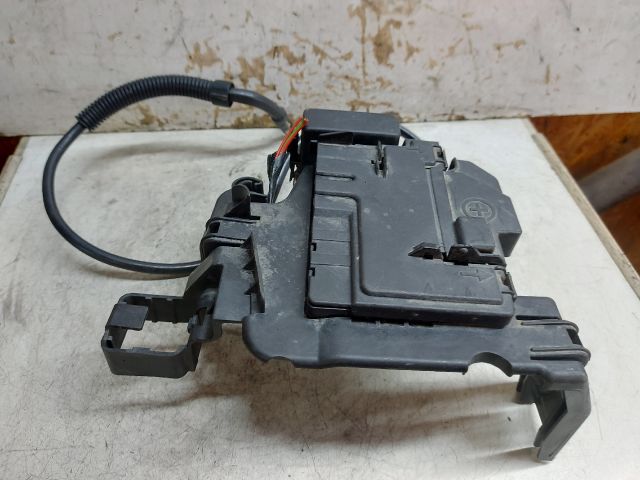 bontott VW POLO V Akkumulátor Saru Elektronikával