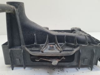 bontott VW POLO V Akkumulátor Tartó