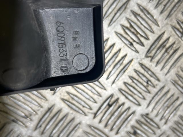 bontott VW POLO V Akkumulátor Tartó