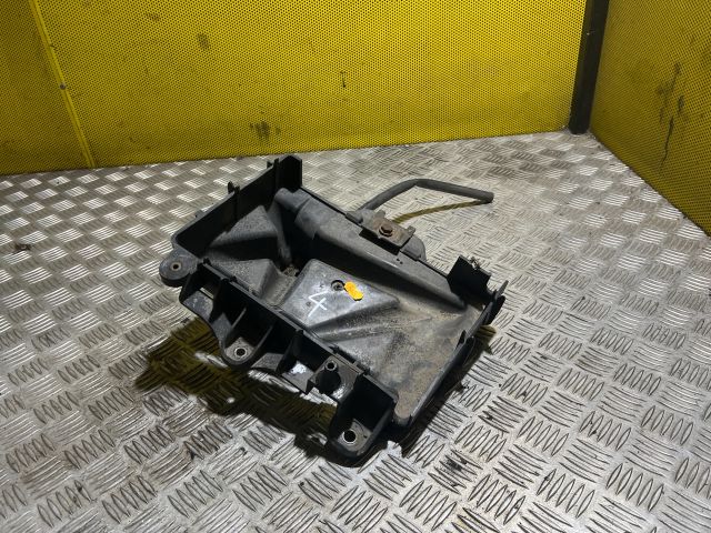 bontott VW POLO V Akkumulátor Tartó