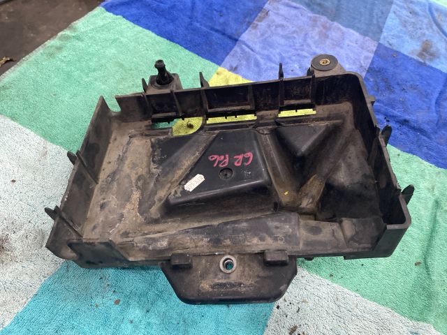 bontott VW POLO V Akkumulátor Tartó