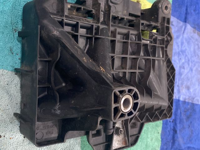 bontott VW POLO V Akkumulátor Tartó