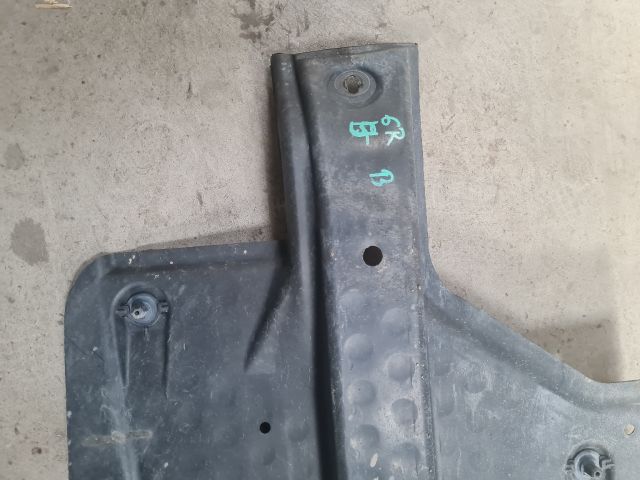 bontott VW POLO V Alsó Motorburkolat