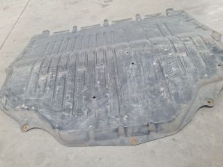 bontott VW POLO V Alsó Motorburkolat