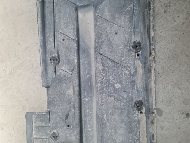 bontott VW POLO V Alsó Motorburkolat