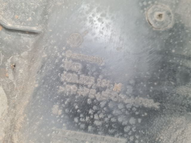 bontott VW POLO V Alsó Motorburkolat