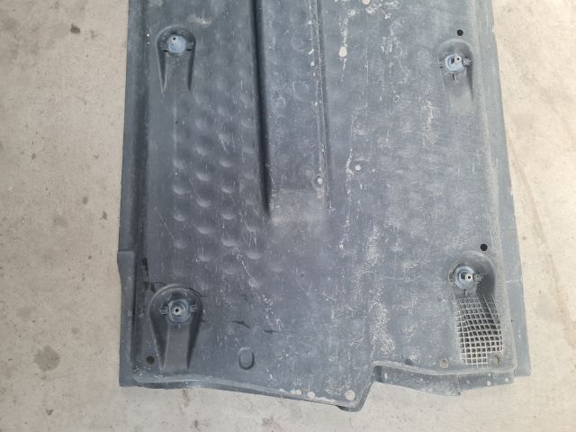 bontott VW POLO V Alsó Motorburkolat