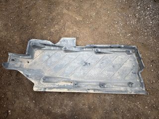 bontott VW POLO V Alsó Padlólemez Burkolat