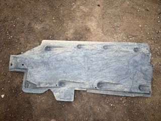 bontott VW POLO V Alsó Padlólemez Burkolat