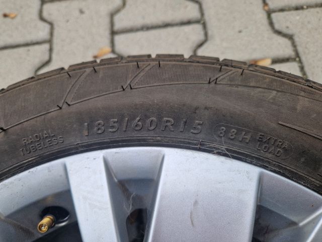 bontott VW POLO V Alufelni Gumival (1 db)