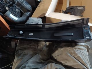 bontott VW POLO V Bal B Oszlop Díszléc