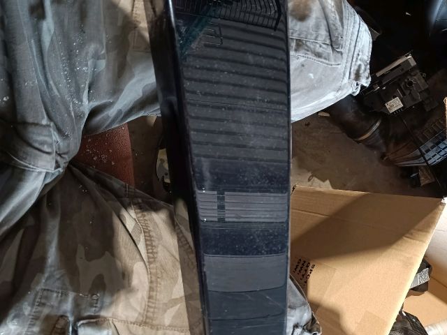 bontott VW POLO V Bal C Oszlop