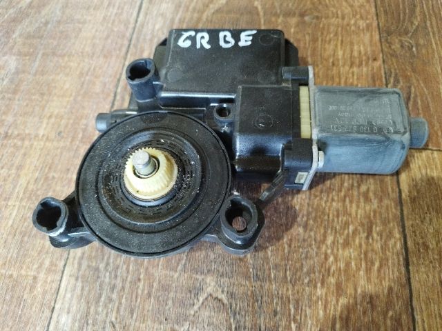 bontott VW POLO V Bal első Ablakemelő Motor