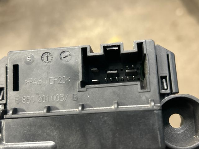 bontott VW POLO V Bal első Ablakemelő Motor