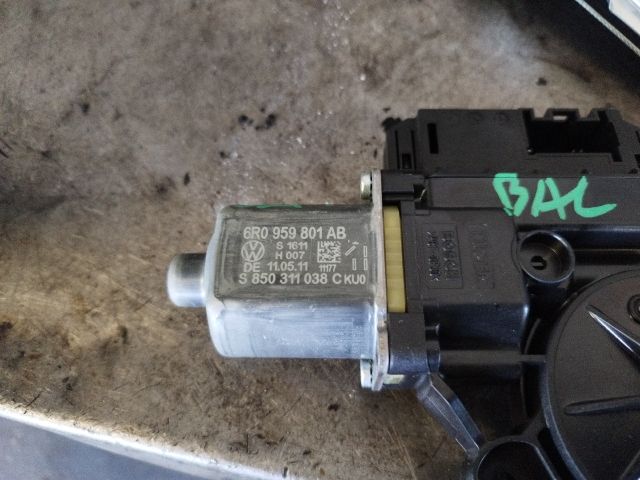 bontott VW POLO V Bal első Ablakemelő Motor