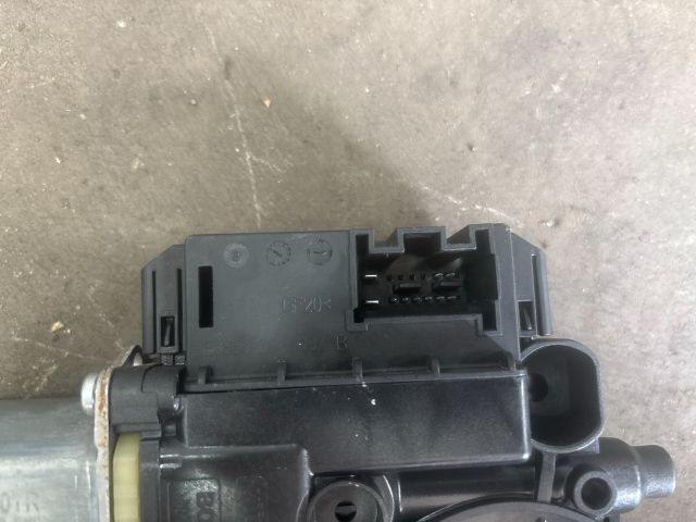 bontott VW POLO V Bal első Ablakemelő Motor