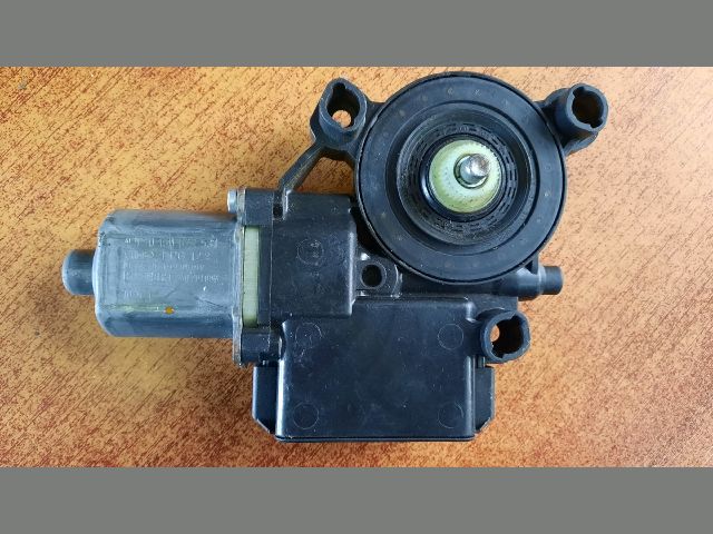 bontott VW POLO V Bal első Ablakemelő Motor