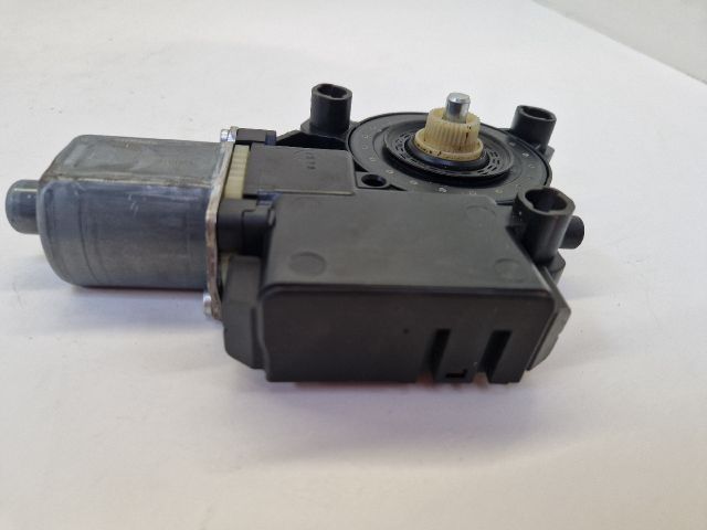 bontott VW POLO V Bal első Ablakemelő Motor