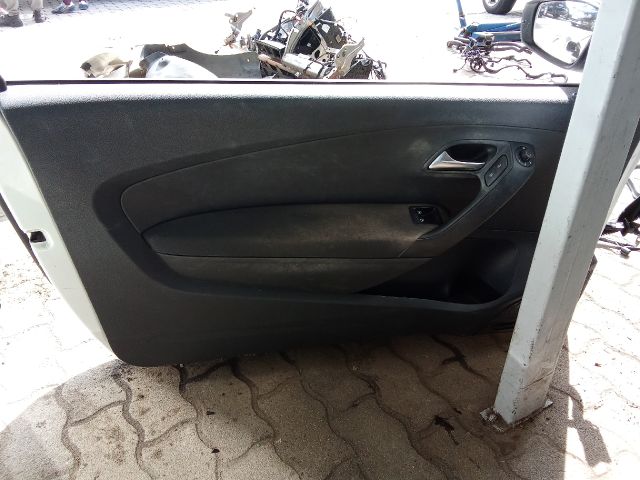 bontott VW POLO V Bal első Ajtó Kárpit