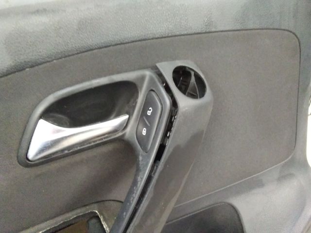 bontott VW POLO V Bal első Ajtó Kárpit