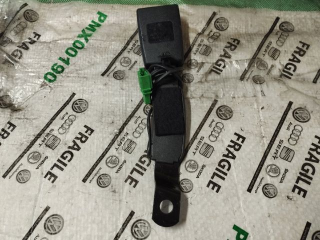 bontott VW POLO V Bal első Biztonsági Öv Csat