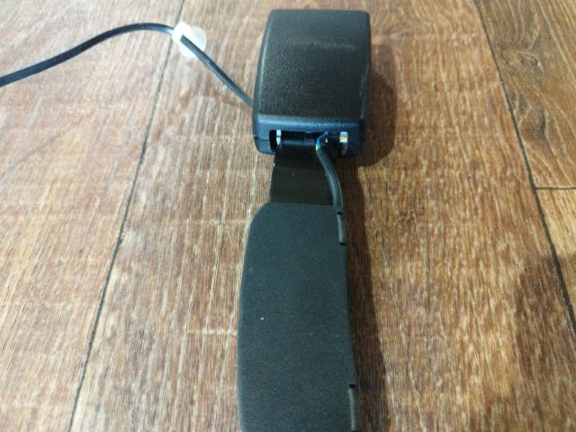 bontott VW POLO V Bal első Biztonsági Öv Csat