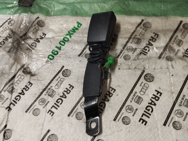 bontott VW POLO V Bal első Biztonsági Öv Csat