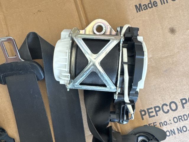 bontott VW POLO V Bal első Biztonsági Öv