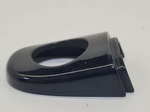 bontott VW POLO V Bal első Kilincs Burkolat