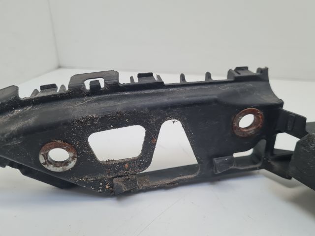 bontott VW POLO V Bal első Oldal Lökhárító Tartó (Műanyag)