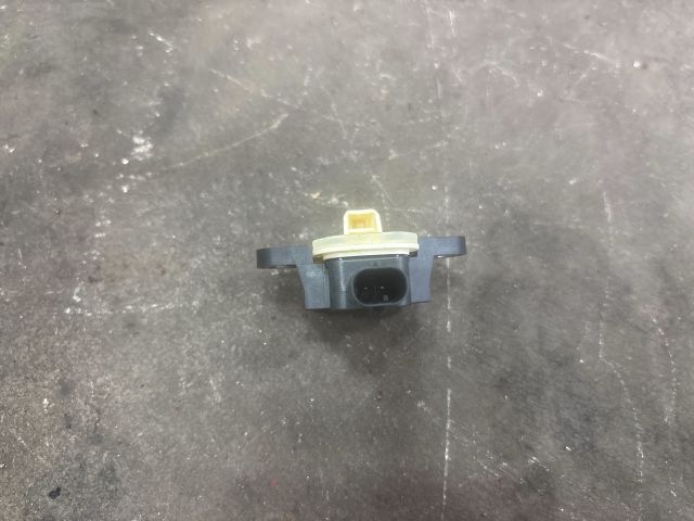 bontott VW POLO V Bal első Oldal Ütközés Érzékelő