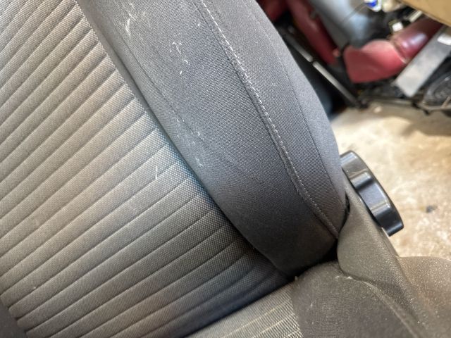 bontott VW POLO V Bal első Ülés