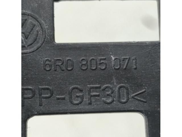 bontott VW POLO V Bal Fényszóró Tartó